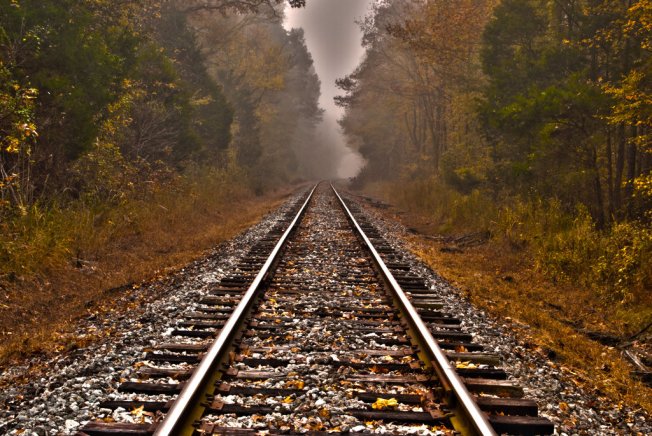 morning_fog_rail_track_by_tommy8250-d4hixko
